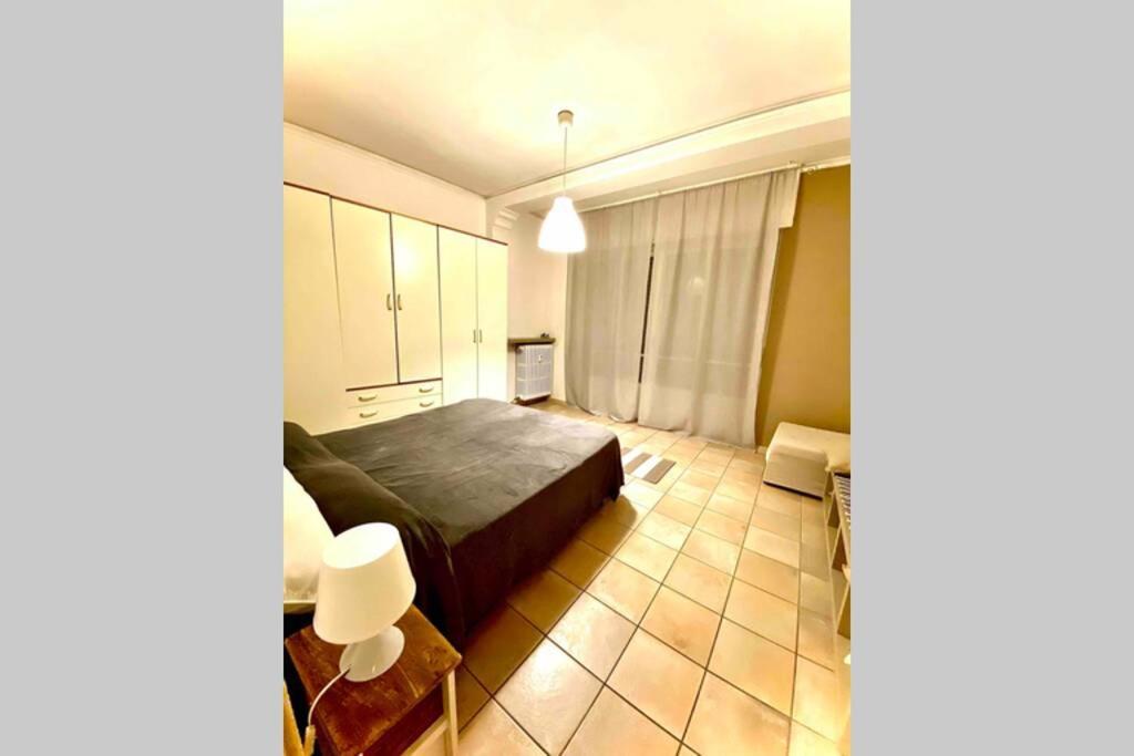Appartamento Cozy In Super Centro! アスティ エクステリア 写真